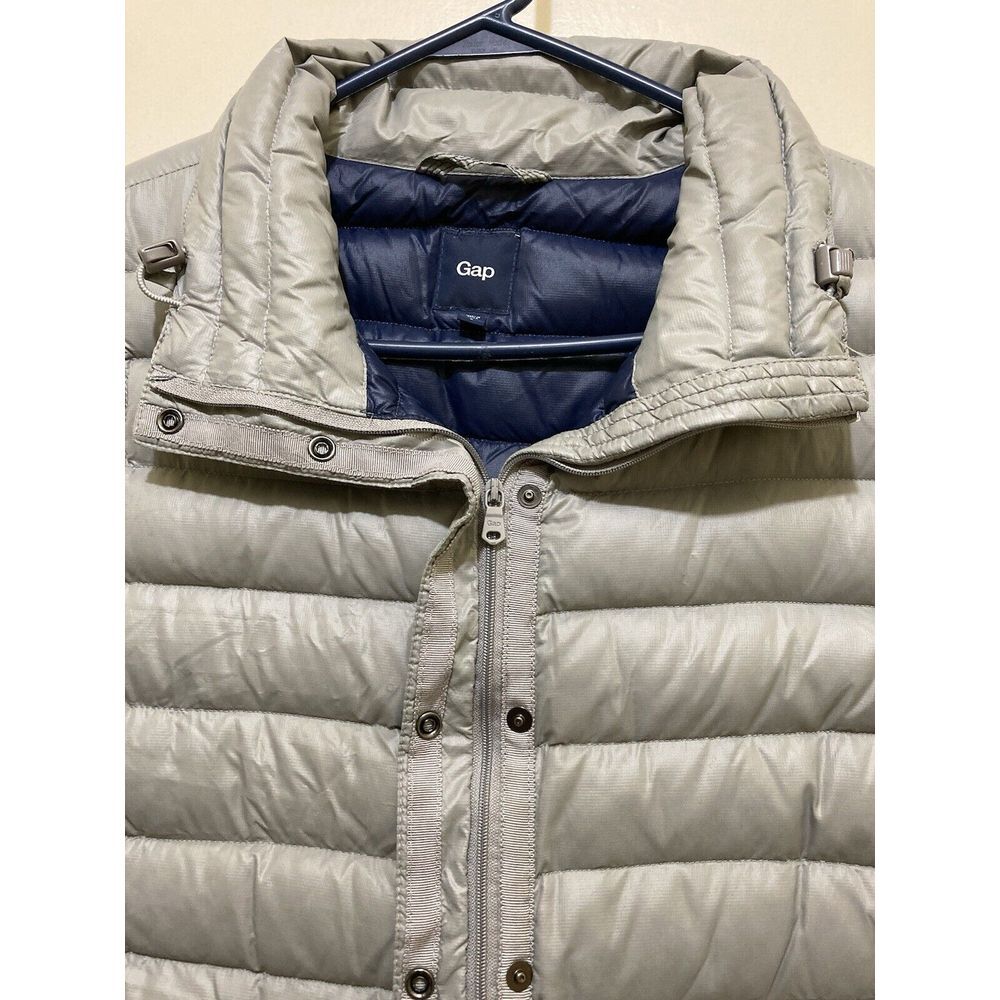 Gap‎ Womens Down Puffer Vest Size L Gray Zip Snap Packable Outdoors Winter Layer - Picture 9 of 15